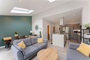 Family Loving Area- click for photo gallery